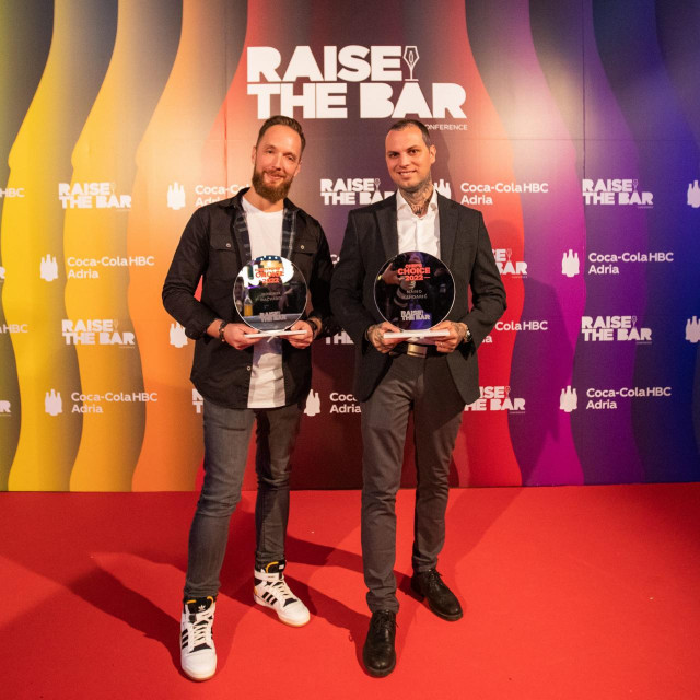 Na fotografiji: Dominik Bečvardi i Mario Mandarić.
 