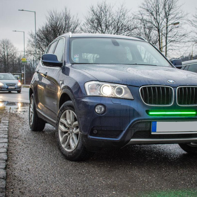 Prednja stop svjetla