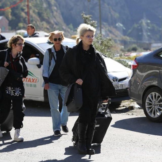 Rusi bježe iz zemlje