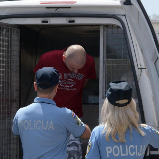 Pijan pregazio prodavačicu