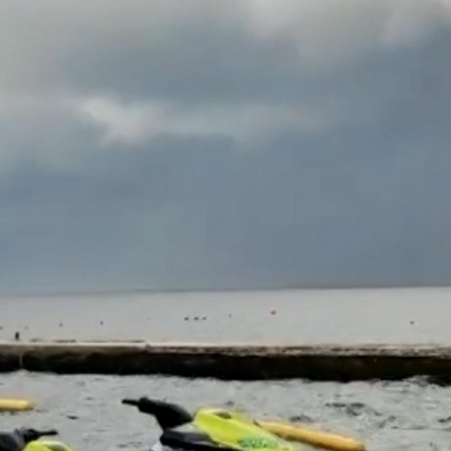 Pijavica i duga kraj Brača