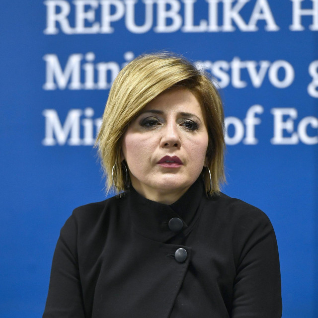 Ana Mandac