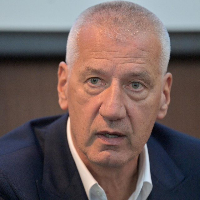 Aleksandar Petrović