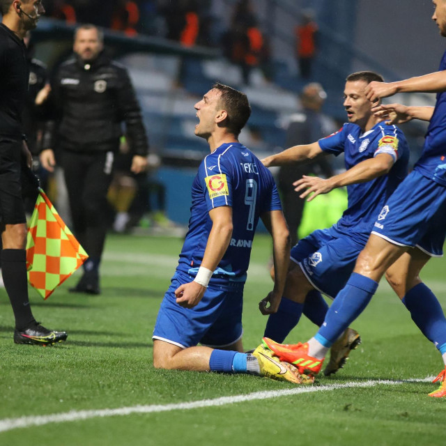 Tonio Teklić slavi gol Istri