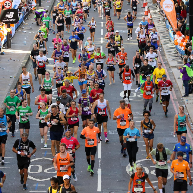 Londonski maraton iz godine u godinu okuplja mnoštvo sudionika