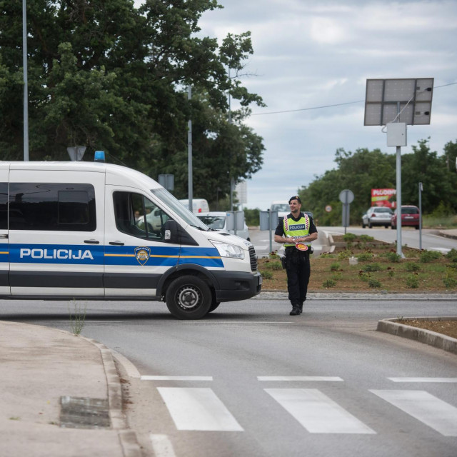 Policija (ilustrativna fotografija)