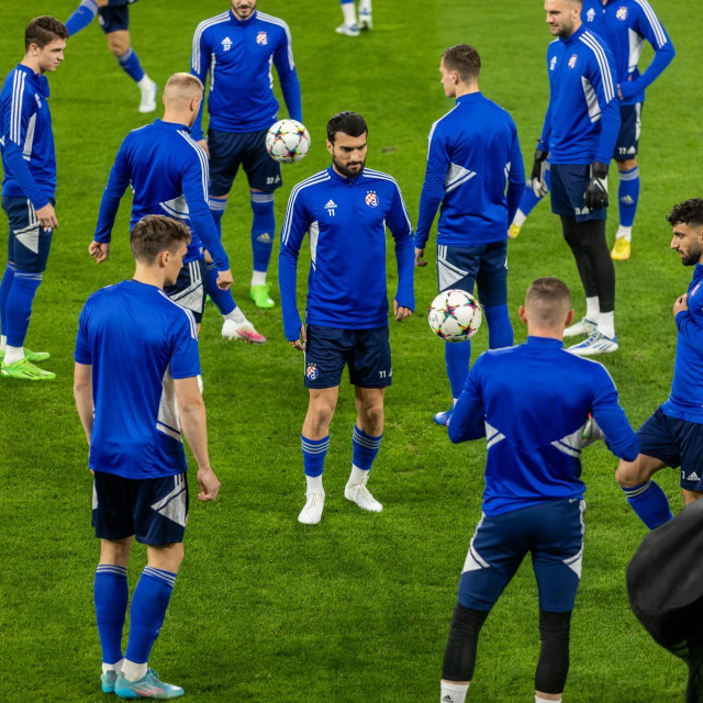 Modri na Red Bull Areni
