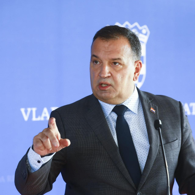 Ministar Vili Beroš