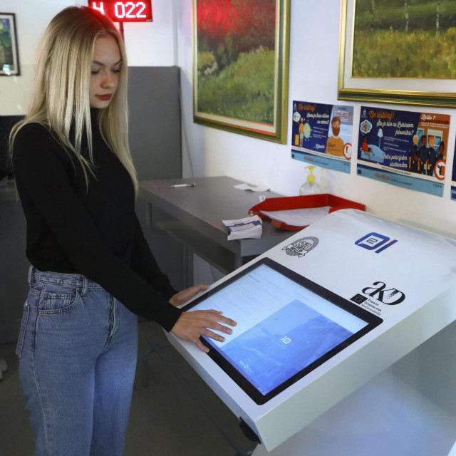 Aktivacija digitalnih osobnih iskaznica