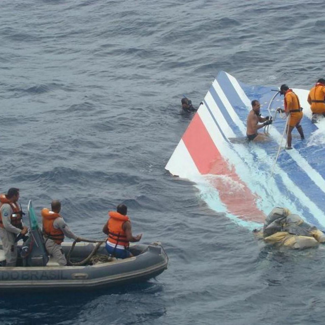 Airbus kompanije Air France pao je u Atlanski ocean 1. lipnja 2009. godine