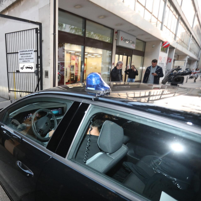 Privođenje Stjepana Leke i Vlade Mandića na ispitivanje u USKOK