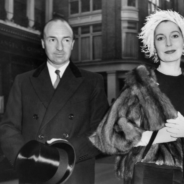 John Profumosa suprugom Valerie Hobson