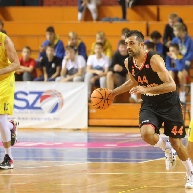 Kruno Simon protiv Bosca