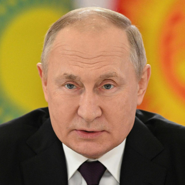 Vladimir Putin na summitu u Astani