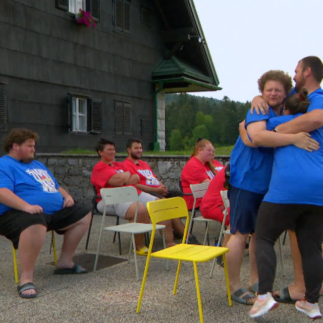 Plavi tim showa ‘Život na vagi‘