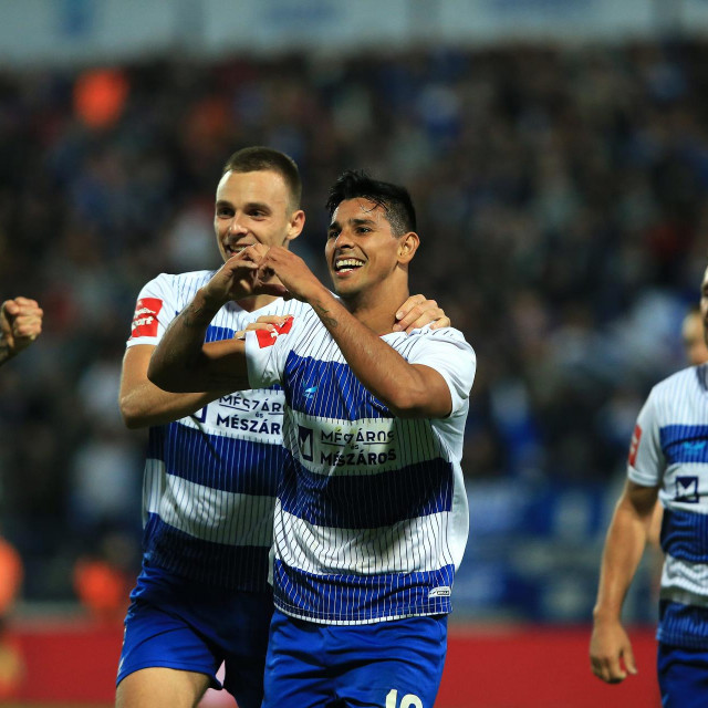 Slavlje Miereza nakon pogotka za 1:0