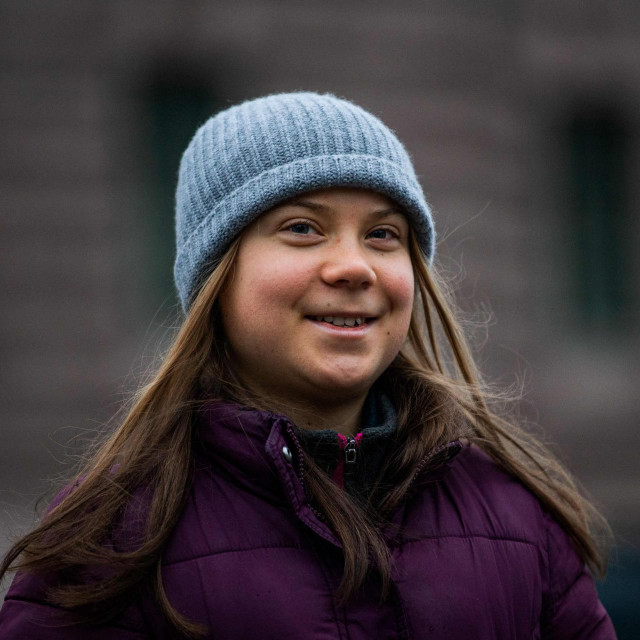 Greta Thunberg ispred švedskog Parlamenta