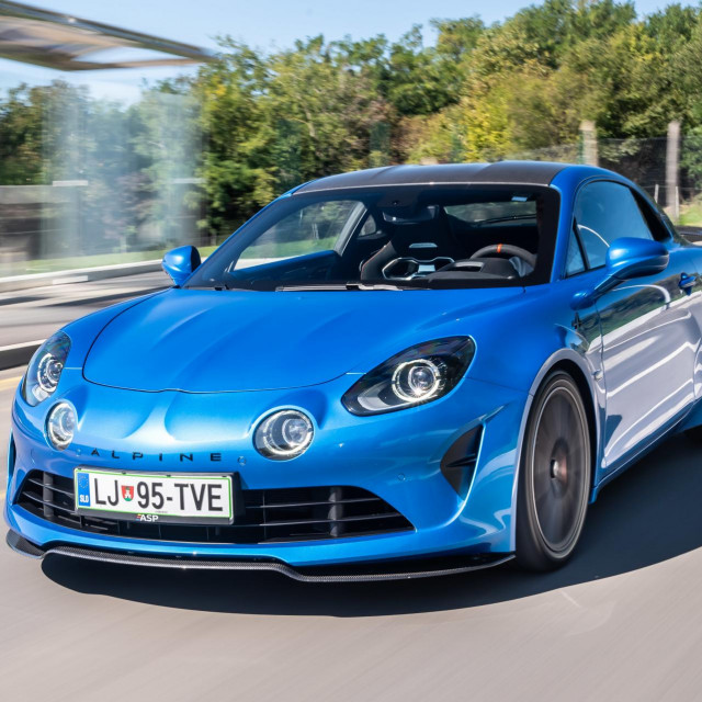 Test Alpine A110S
