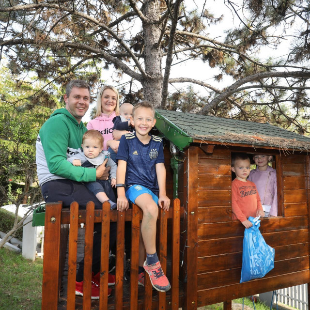 Josip, Ana,Tadej, Marko,Toma i Jana Gucek