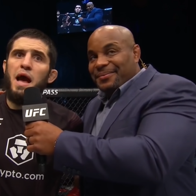 Islam Makhachev i Daniel Cormier