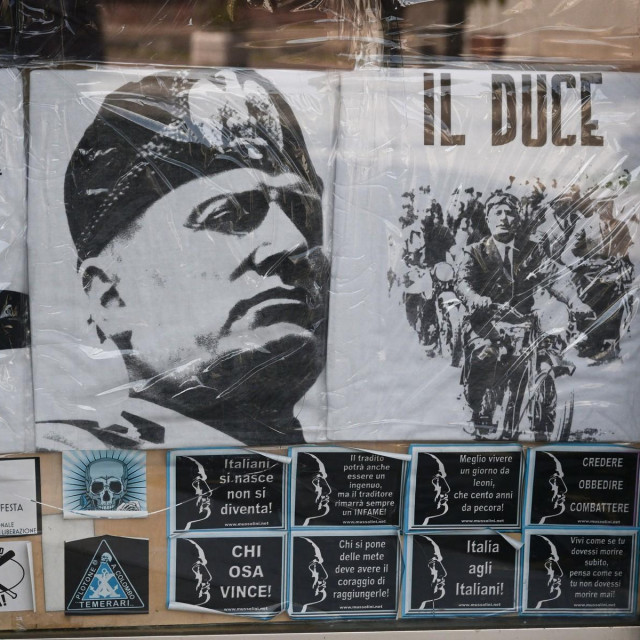 Benito Mussolini/Ilustracija