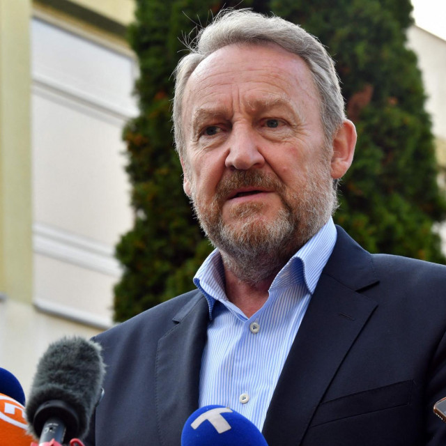 Predsjednik SDA Bakir Izetbegović