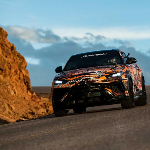 Lamborghini Urus Performante, Pikes Peak