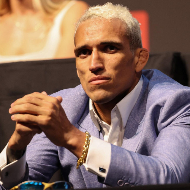 Charles Oliveira