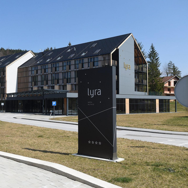 Hotel Lyra u Ličkom Petrovom Selu