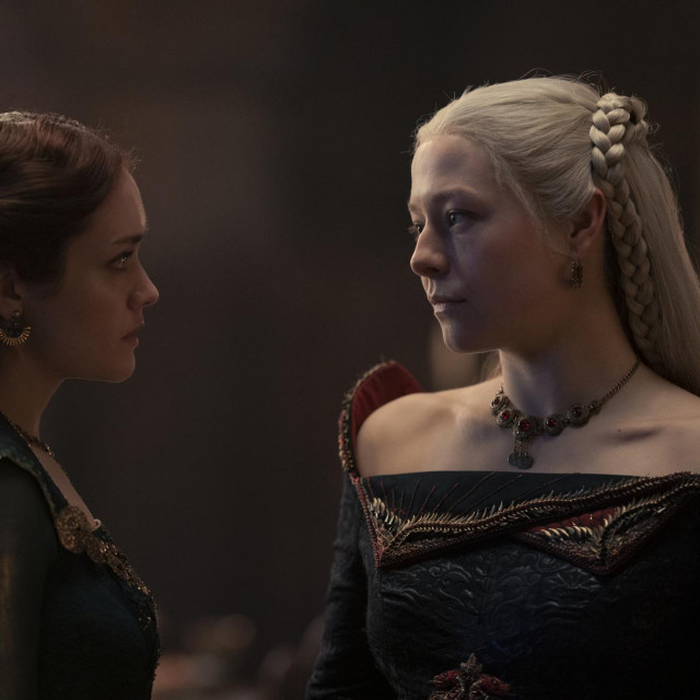 Scene iz serije ‘Zmajeva kuća‘