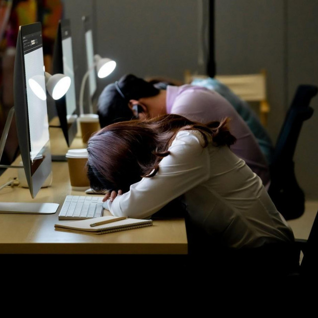 Ilustracija pozivnog centra