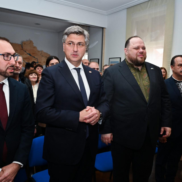 Tomislav Tomašević, Andrej Plenković i Ruslanom Stefančuk na svečanosti otvorenja Ukrajinskog doma u Zagrebu
 