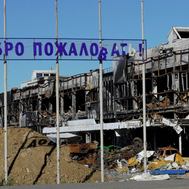 Prizor iz razrušenog Mariupolja/Ilustracija