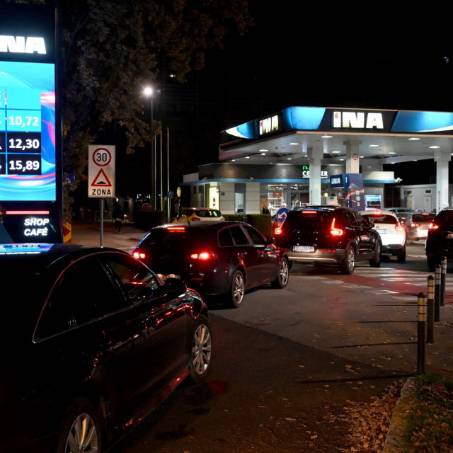 Gužve zbog poskupljenja goriva