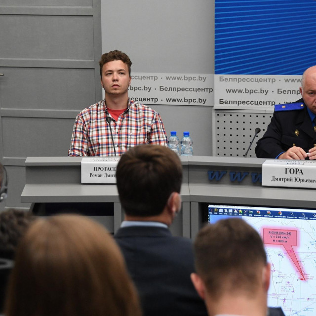 Uhićeni bjeloruski novinar Roman Protasevič i istražitelj Dmitri Gora