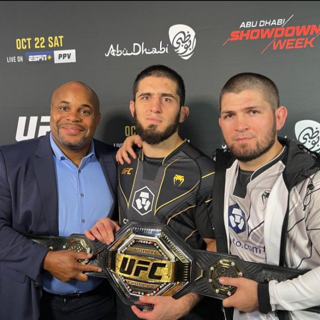 DC, Islam i Khabib