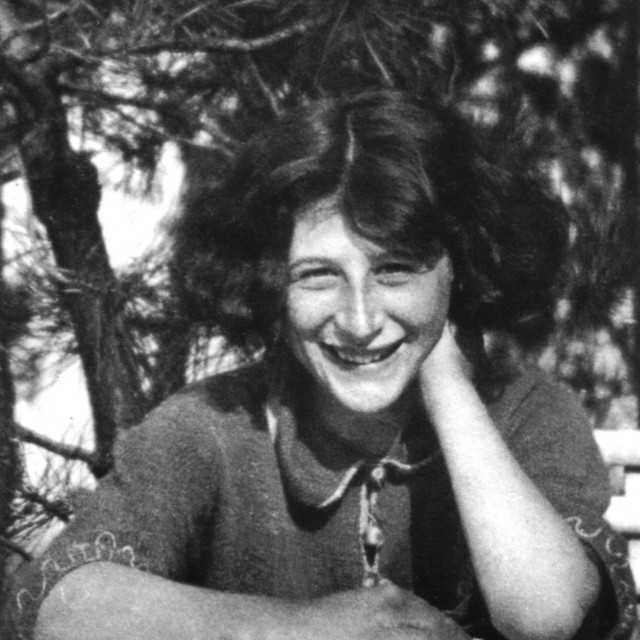 Mlada Simone Weil