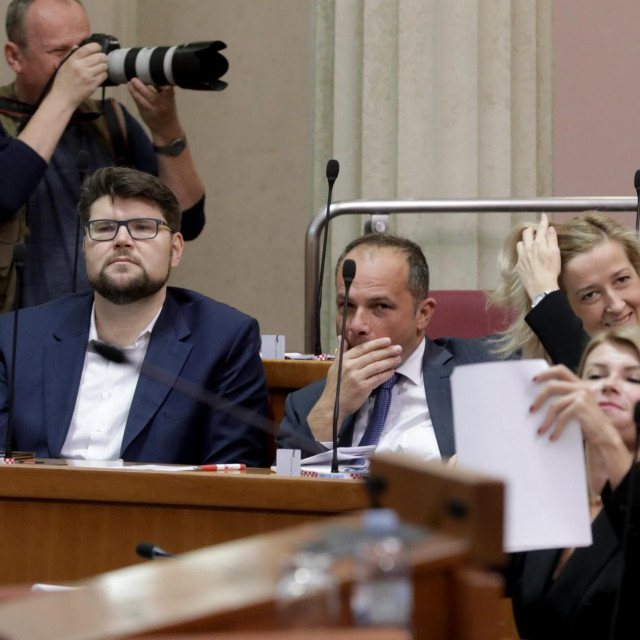 Peđa Grbin, Siniša Hajdaš Dončić, Mirela Ahmetović