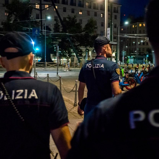 Talijanska policija, ilustracija