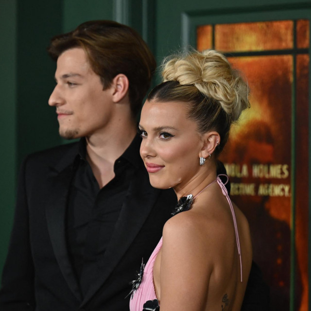 Jake Bongiovi i Millie Bobby Brown.