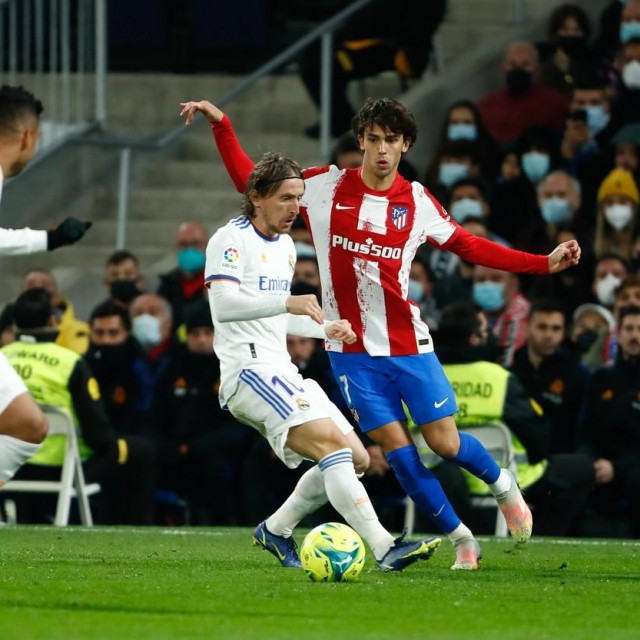 Luka Modrić i Joao Felix