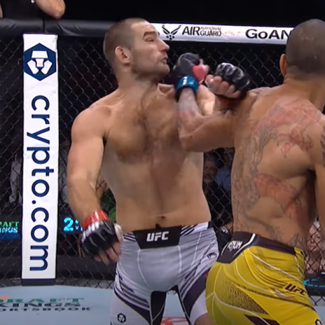 Sean Strickland vs. Alex Pereira
