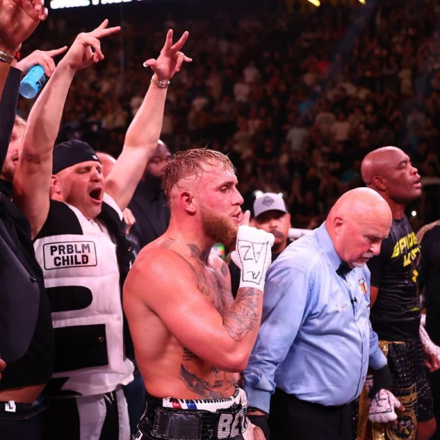 Oct 29, 2022; Glendale, Arizona, USA; Jake Paul and his corner react before he is declared the winner against Anderson Silva at Desert Diamond Arena.,Image: 734092282, License: Rights-managed, Restrictions: *** World Rights ***, Model Release: no, Credit line: USA TODAY Network/ddp USA/Profimedia