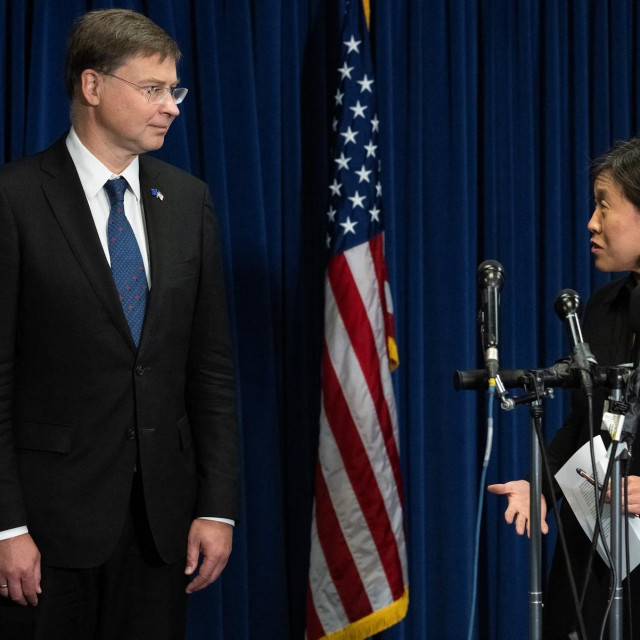  Katherine Tai i Valdis Dombrovskis