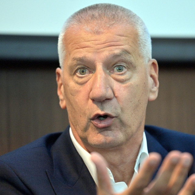 Aleksandar Petrović