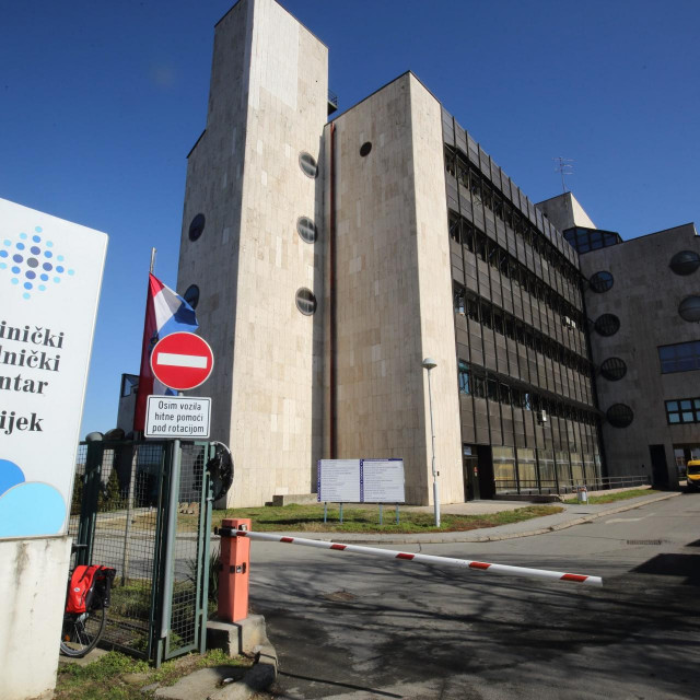 Petorica tinejdžera javila su se u KBC Osijek zbog ozljede testisa