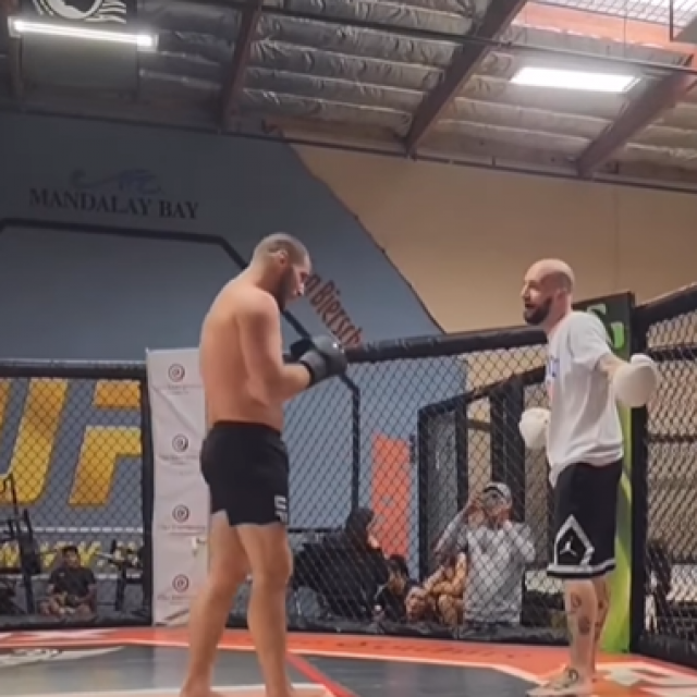 Sean Strickland vs. OG Shawny Mack