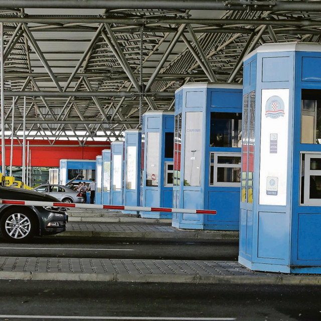 Prelazeći preko Bajakova nismo ni slutili što nas čeka nekoliko stotina metara dalje