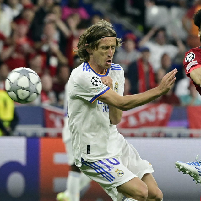 Luka Modrić i Mohamed Salah
