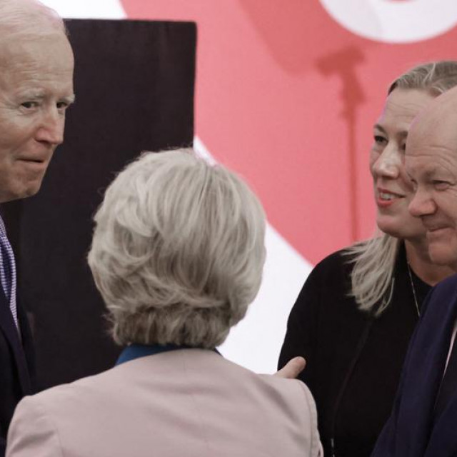 Olaf Scholz, Joe Biden i Ursula von der Leyen